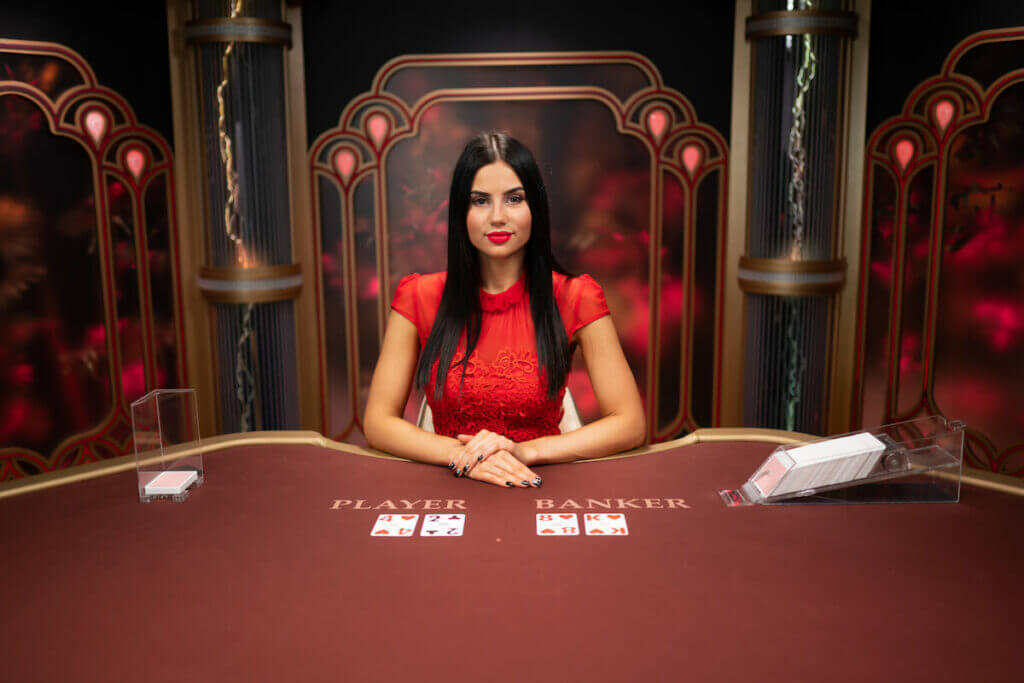 Evolution lightning Baccarat, an engaging online live casino game that brings a slice of the baccarat experience right to your screen.
